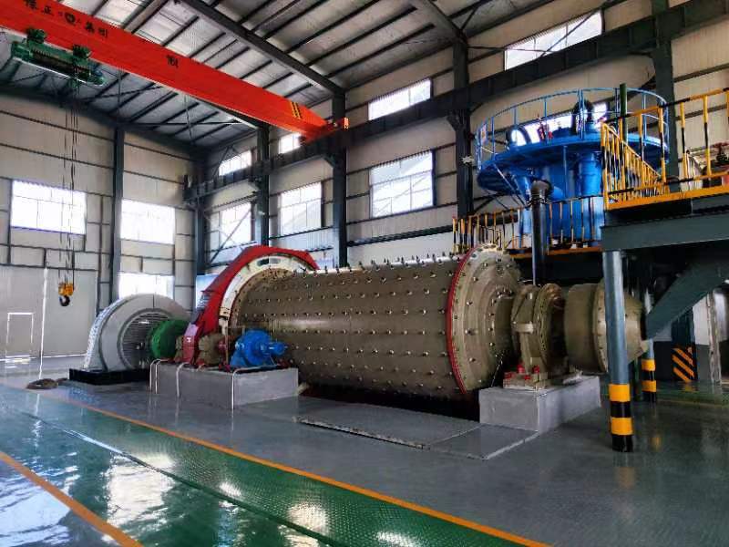 Qingdao Qingzhong Machinery ETC General Contracting Project Zhaoyuan Xindongzhuang 2.000-ton pabrik pengolahan emas saben dina